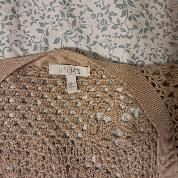 Delia's Crochet Duster - Picture 2 of 5